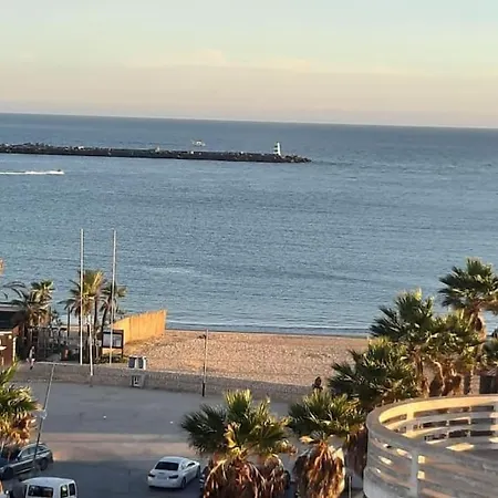 Charming Monte On Floor. Appartement