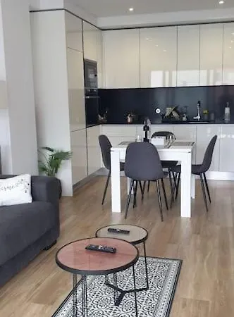 Charming Monte On Floor. Apartamento *