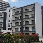 Charming Monte On Floor.