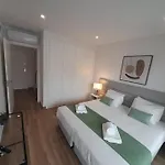 Charming Monte On Floor.