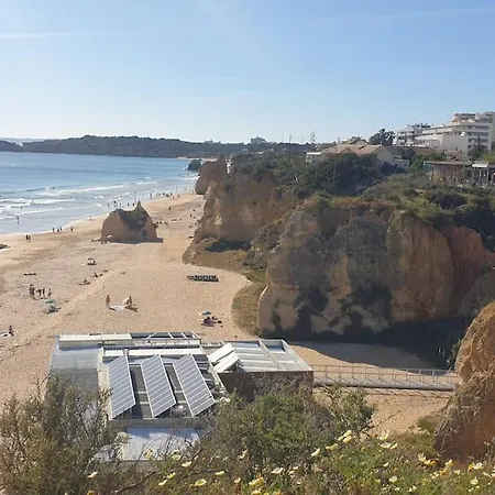 Charming Monte On Floor. פורטימאו