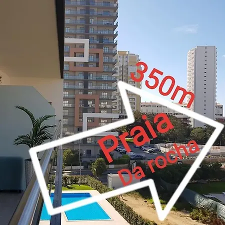 Charming Monte On Floor. פורטימאו