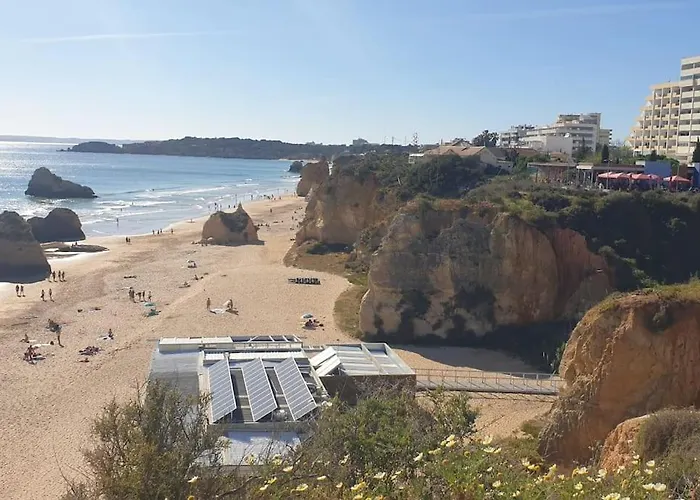 Charming Monte On Floor. ポルティマン