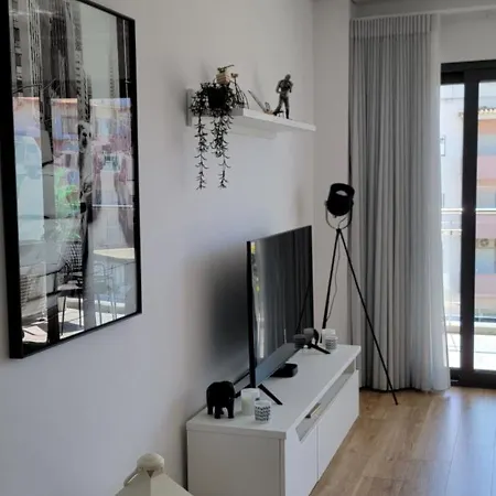 Charming Monte On Floor. شقة بورتيماو