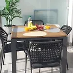 Charming Monte On Floor. Апартаменты Портиман